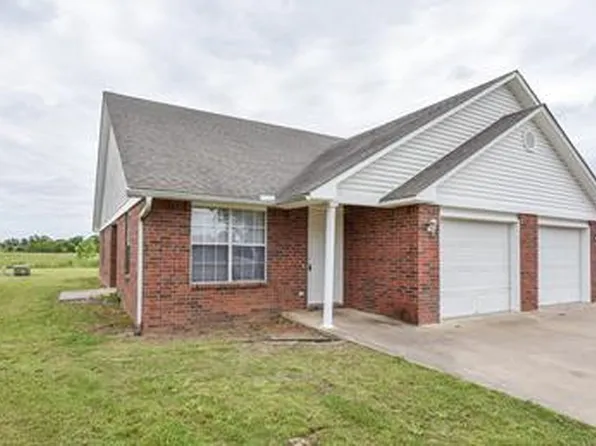 111155 S 4760th Rd #4, Muldrow, OK 74948