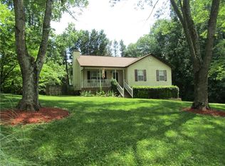 425 Prince Haven Ln, Kernersville, NC 27284