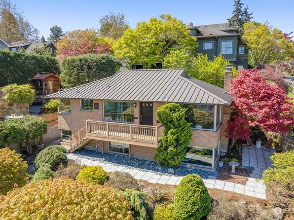 6115 Linden Avenue N, Seattle, WA 98103