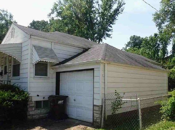 4th image of 7448 Esterbrook Dr