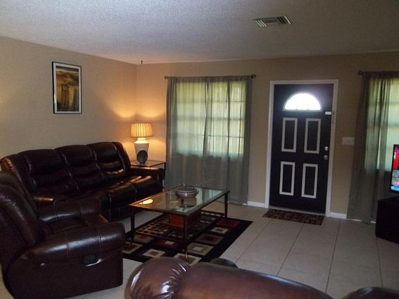 2nd image of 768 SE Fallon Dr