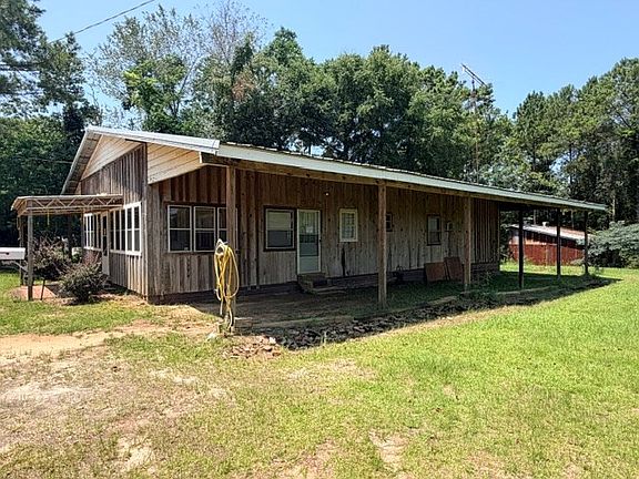 4th image of 2286 McLeod Rd