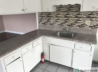 10558 Topanga Dr APT D, Oakland, CA