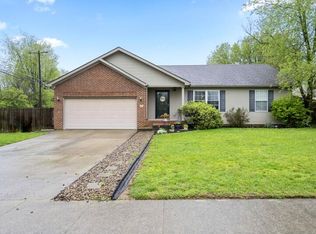 202 E Joann Dr, Wilmore, KY 40390