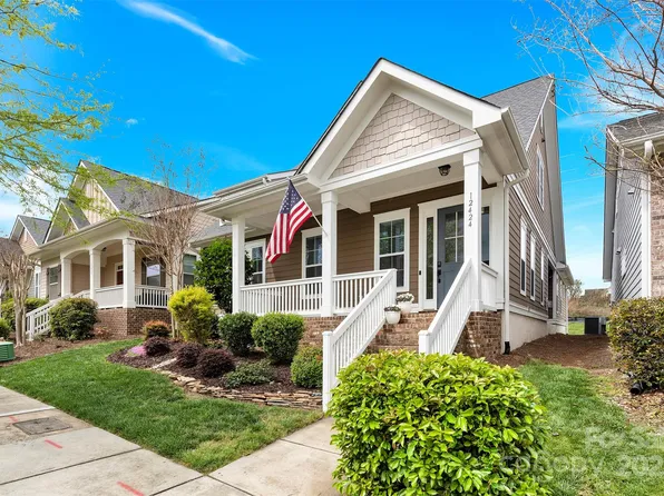 12424 Bradford Park Dr, Davidson, NC 28036
