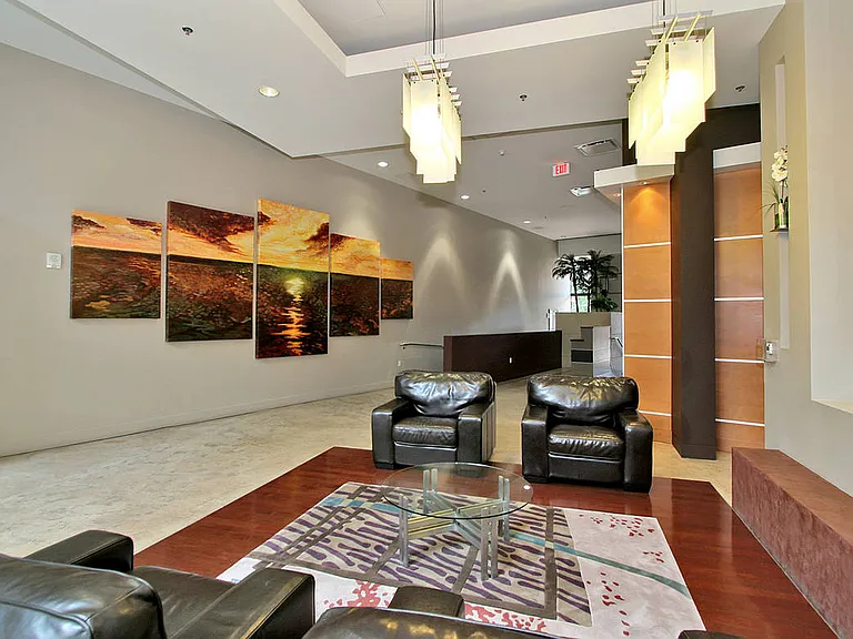 530 K St #618 — Photo 2