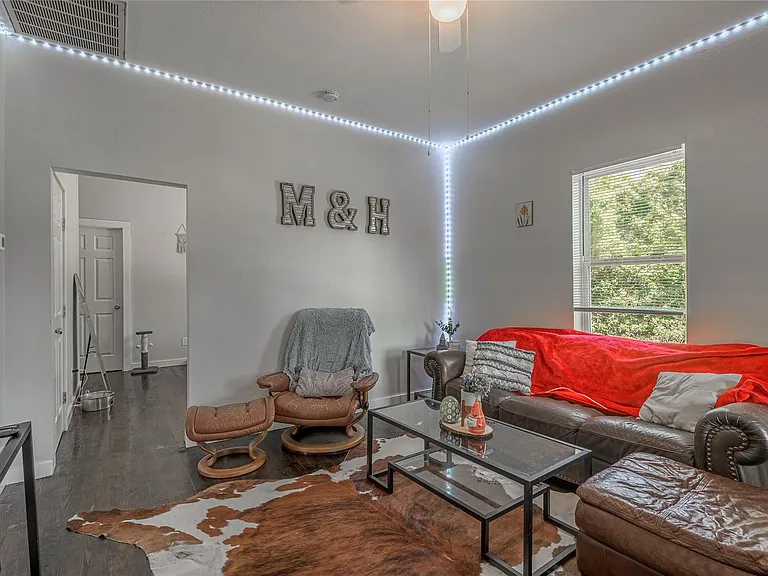 3210 Elks Dr — Photo 5