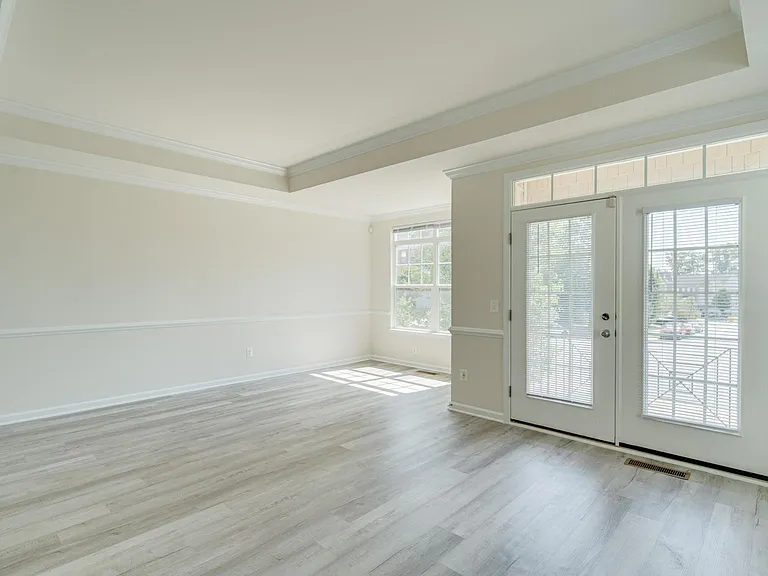 74 Pike Pl — Photo 11