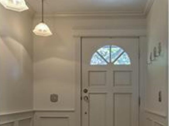 3rd image of 8118 Dorcas St