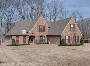 9064 Mitchells Corner Rd N, Olive Branch, MS 38654