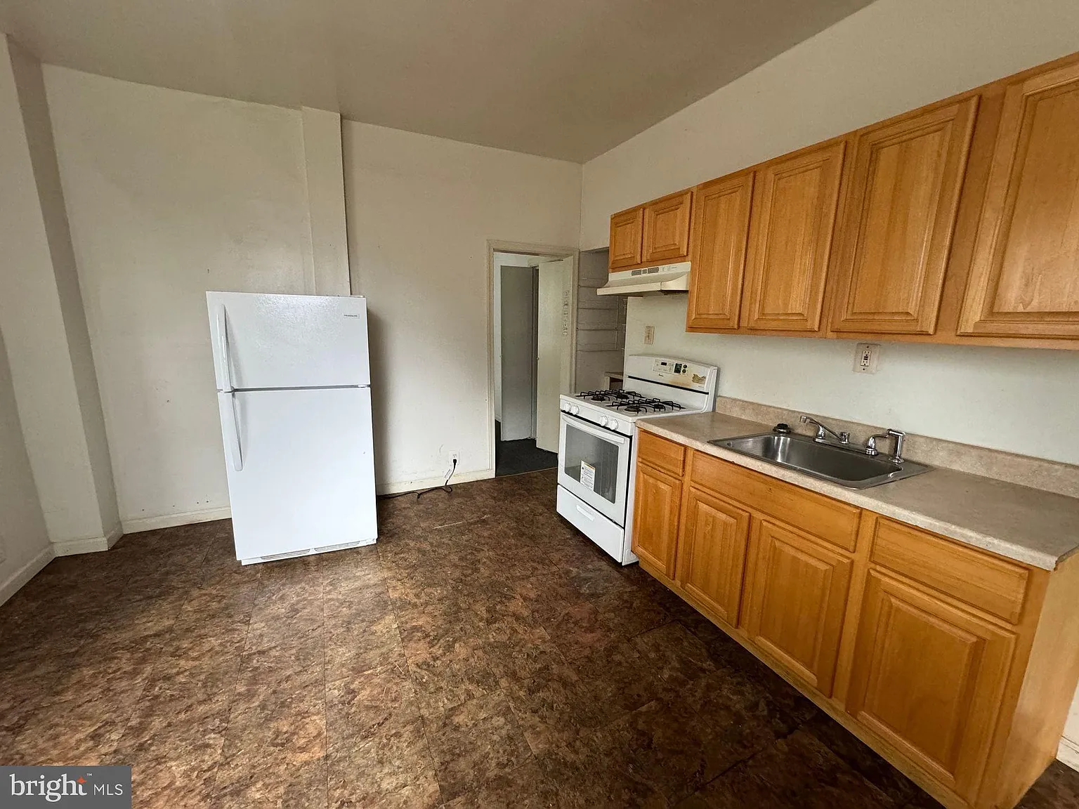 3 bed, 1680 sqft, $1,600 — Photo 3