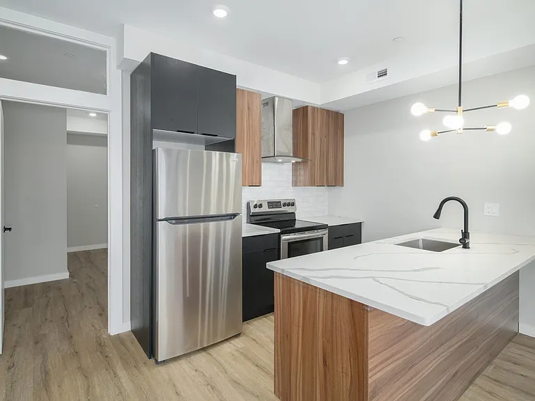 1726 N 22nd St #6 — Photo 7