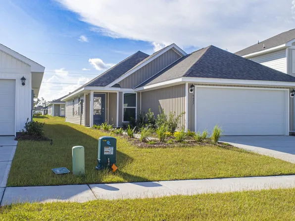 6627 Kettles St, Panama City, FL 32404