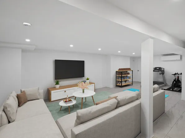 28 4th Place image 9 of 12