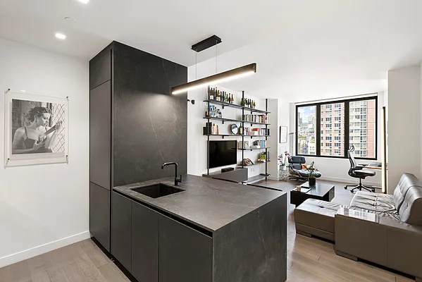 Rented by Compass | media 13