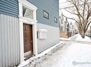 1009 W Wolfram St APT 1W, Chicago, IL 60657