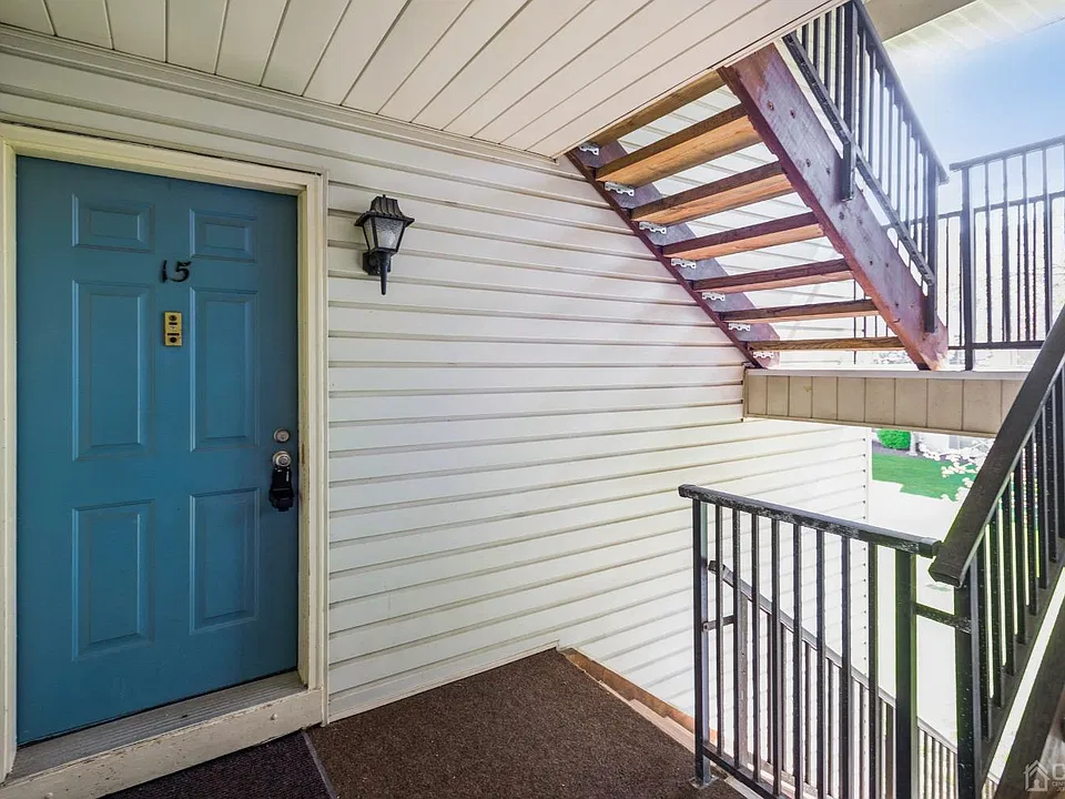 15 Feiler Ct