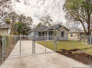 954 Brighton, San Antonio, TX 78211