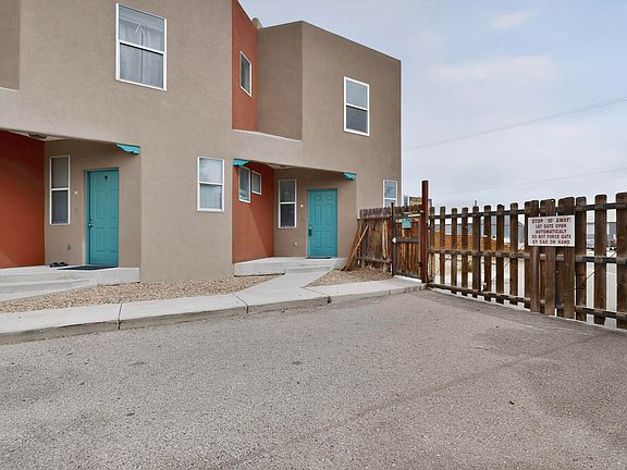 2nd image of 615 Menaul Blvd NW Unit J
