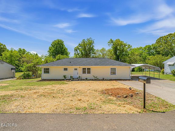 4th image of 5317 Rowan Rd