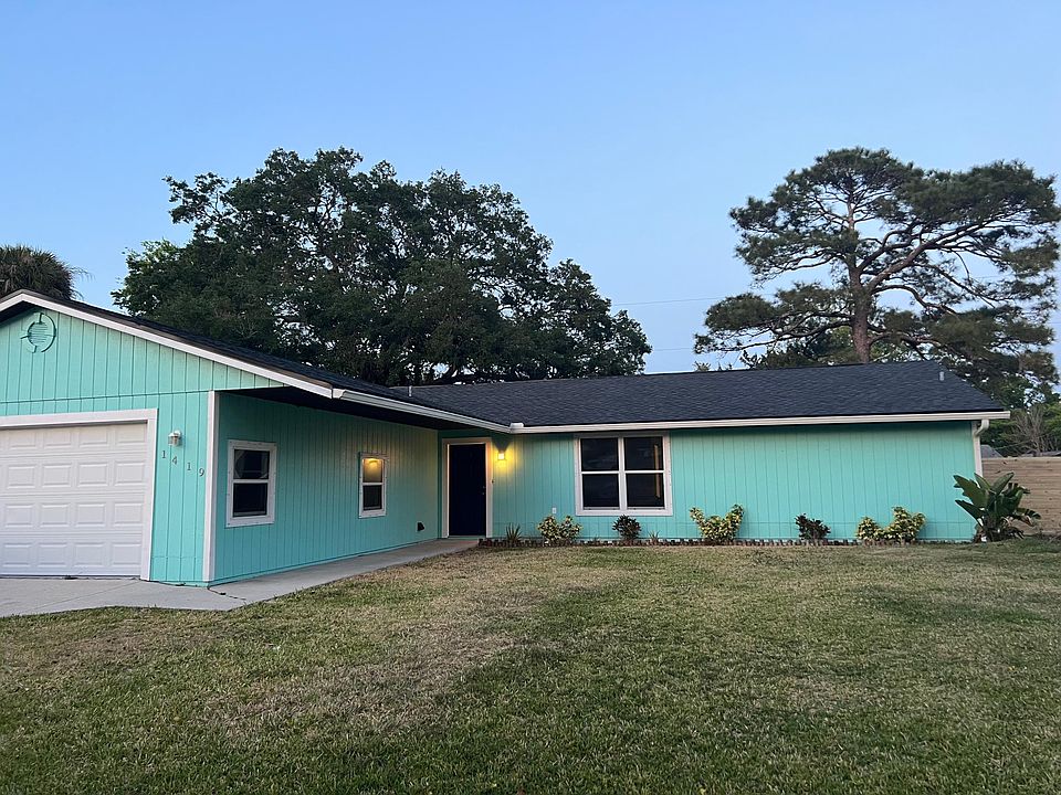 1st image of 1419 Sabal Palm Dr