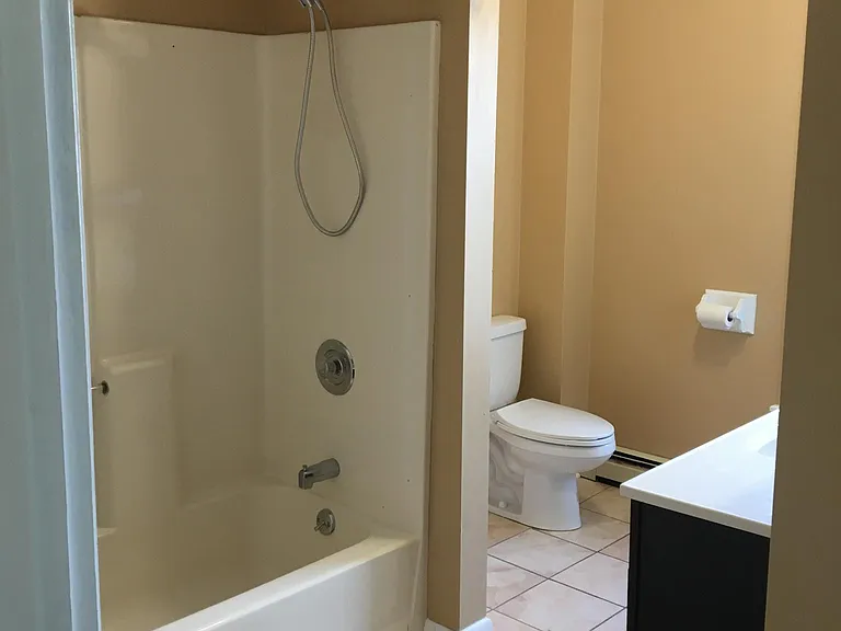 113 Susquehanna Ave — Photo 16