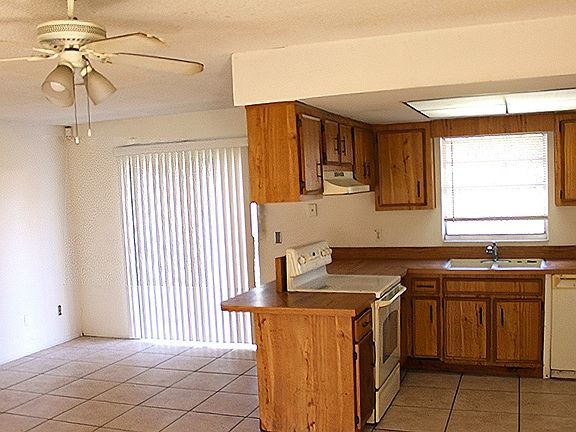 2nd image of 7507 Winter Shade Dr