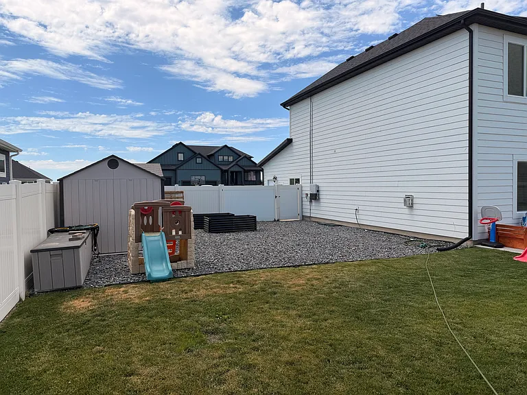 1434 N 4100 W — Photo 29