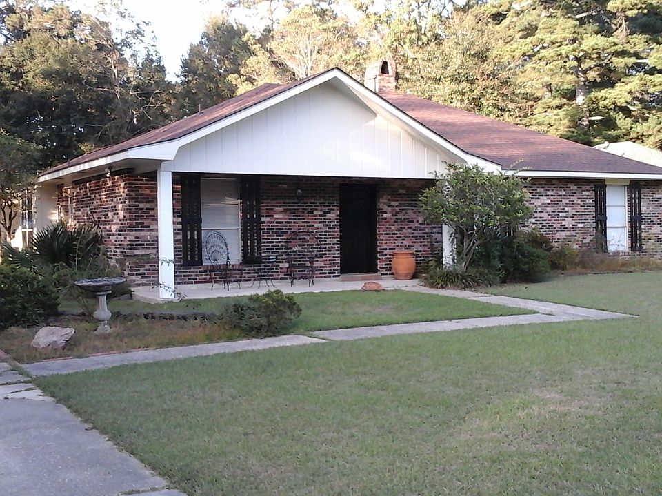 1st image of 16609 Paint Ave