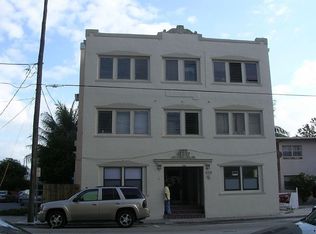 520 SW 1st St, Miami, FL 33130