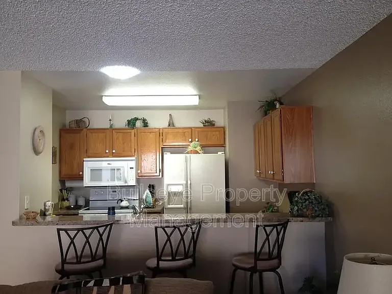 18624 N 93rd Ave — Photo 27