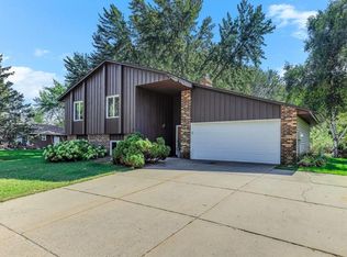 9635 106th Ave N, Maple Grove, MN 55369