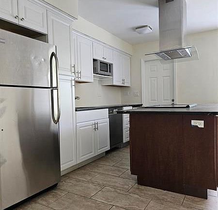 5th image of 202 N K St APT 6