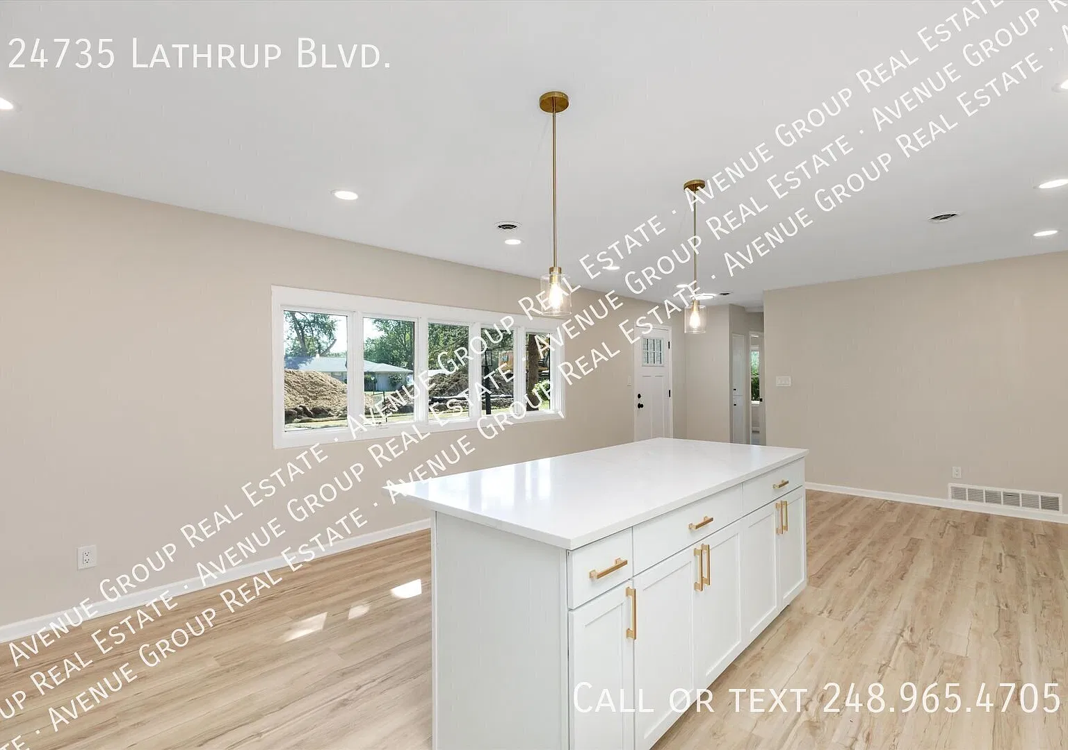 24735 Lathrup Blvd - Stunning Move-In Ranch — Photo 3