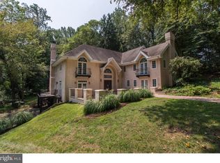 3 Swallow Hill Rd, Wilmington, DE 19807