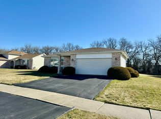 209 Churn Rd, Matteson, IL 60443