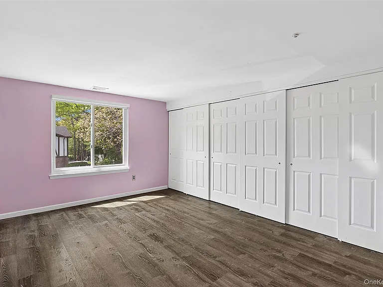 104 Birchwood Rd — Photo 6