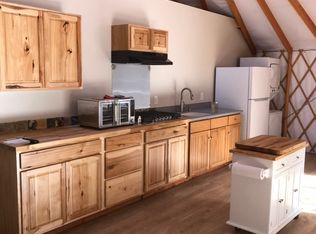 42551 Iversen Rd, Gualala, CA 95445