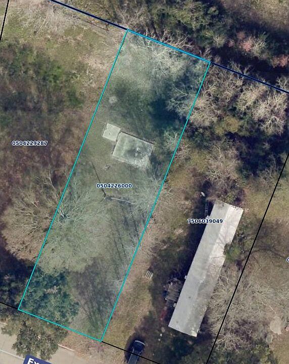 2nd image of 601 Exey Dr