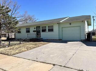 2303 W 33rd St S, Wichita, KS 67217