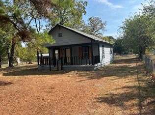 110 Center Dr, Roland, OK 74954