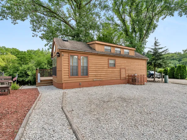 278 Fossil Ridge Rd, Wilmington, IL 60481