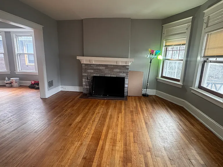 14 Linden Ave #2 — Photo 6