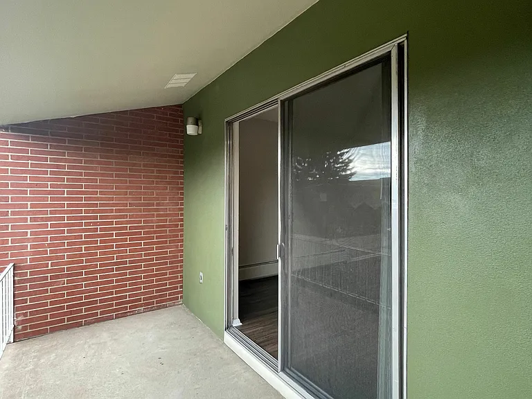 Step into your private outdoor oasis, ideal for enjoying fresh air and tranquility. Step into your private outdoor oasis, ideal for enjoying fresh air and tranquility.
