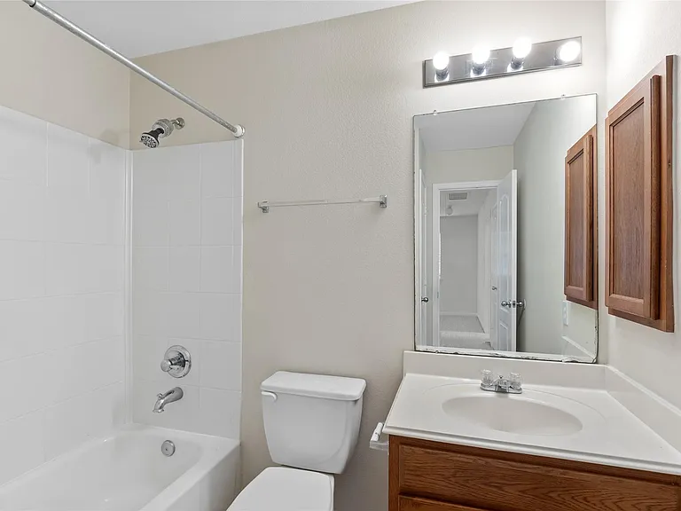 18226 Fair Grange Ln — Photo 23