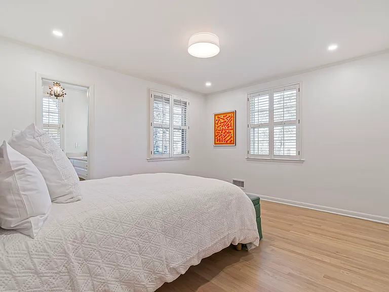 1209 Tyne Blvd — Photo 34
