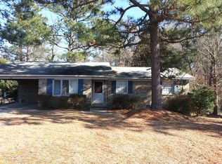 200 Summer Hill Ct, Fayetteville, NC 28303
