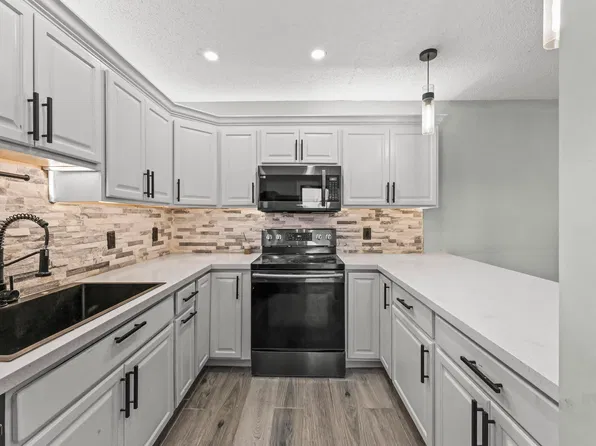 301 MIRAMAR Lane #C1, Palm Beach Gardens, FL 33410