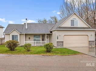 210 Quail Dr, Melba, ID 83641
