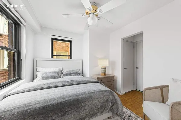 Rented by Sotheby's International Realty | media 6